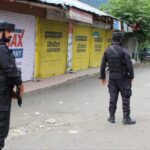 बदायूं में आंधी-तूफान का कहर… मिंट ऑयल फैक्ट्री में लगी भीषण आग, 250 वर्कर थे मौजूद, कई KM दूर तक दिखीं लपटें – Storm wreaks havoc in Badaun Huge fire breaks out in bharat Mint Oil factory many workers injured flames visible several KM lclam